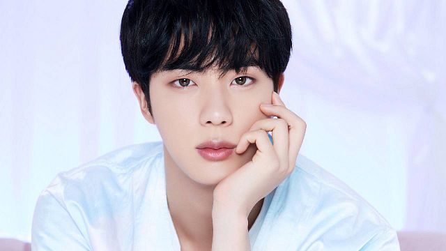 BTS: Jin comparte fotos con uniforme militar y enloquece al ARMY noticias imagen