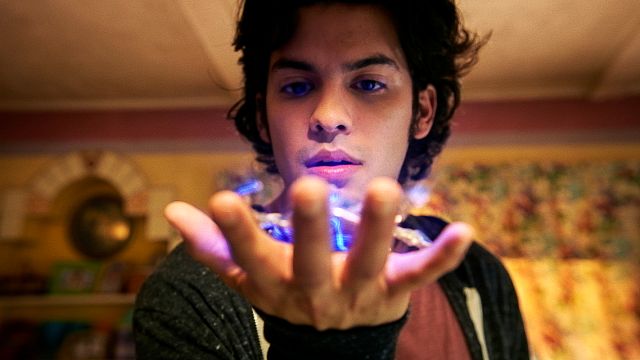 "Tengo que llamar a mi mamá": La tierna reacción de Xolo Maridueña al enterarse que sería 'Blue Beetle' en el DCU noticias imagen