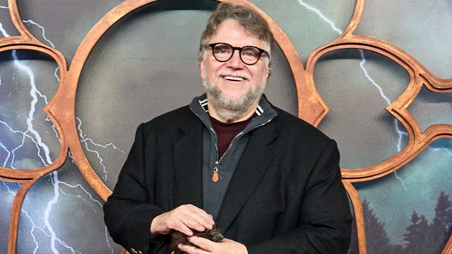 “Me salvaste la vida”: así respondió Guillermo del Toro al conmovedor momento que vivió con una fan mexicana noticias imagen