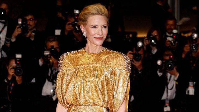 Cate Blanchett provoca una ola ovaciones y aplausos al llegar a Cannes 2024 con 'Rumours'