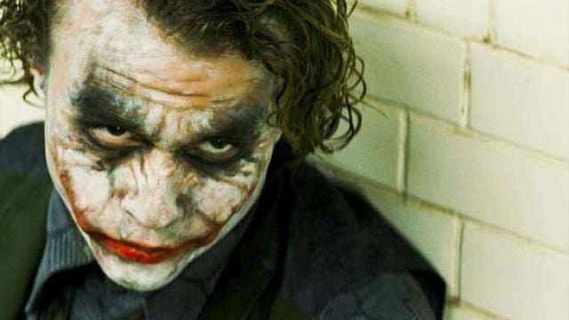 "Me dijeron que me alejara de él": la estrella de 'The Dark Knight' habla sobre trabajar con Heath Ledger noticias imagen