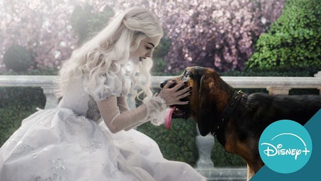 En Disney+: antes de convertirse en Pénelope, Anne Hathaway interpretó a la reina de esta famosa película de fantasía que pocos recuerdan noticias imagen