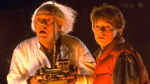'Volver al futuro' está conectada con una de las mejores películas de horror y ciencia ficción, pon atención a este objeto noticias imagen