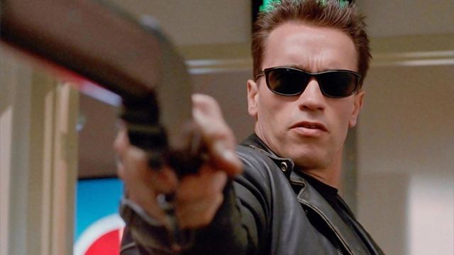 La escena eliminada de 'Terminator' que explicaba por qué los robots lucían como Arnold Schwarzenegger