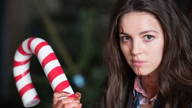 Si te preguntas qué pasaría si mezclamos zombies, Navidad y musicales, mira esta joya escocesa, para disfrutar de la película más sangrienta, divertida y pegadiza de las fiestas noticias imagen