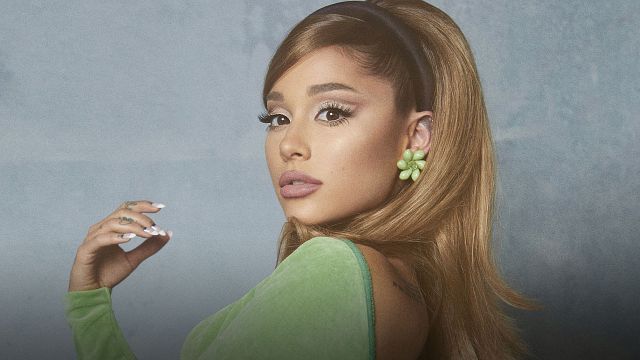 Ariana Grande defiende su cuerpo de los haters: "antes era mi versión menos sana" noticias imagen