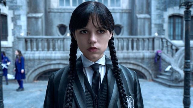 Fue el niño que dijo una de las frases más famosas en películas de terror y ahora regresa en 'Merlina' junto a Jenna Ortega noticias imagen