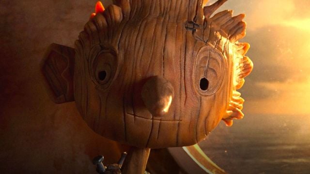 Pinocho de Guillermo del Toro visitó Ángel de la independencia en la Ciudad de México noticias imagen