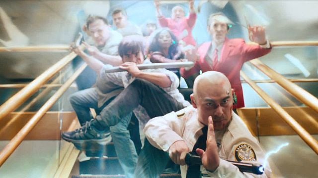 El multiverso bien hecho: la locura existencial que mezcla kung-fu, impuestos y ojos saltones noticias imagen