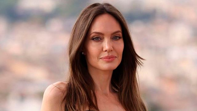 La poderosa crítica de Angelina Jolie a Estados Unidos que le está dando la vuelta al mundo: “Amo mi país, pero no lo reconozco en estos momentos” noticias imagen