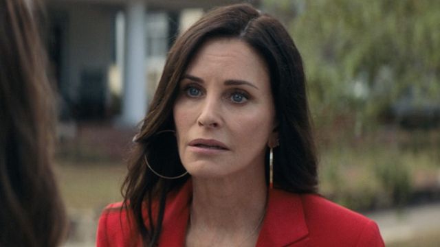 Courteney Cox confiesa la escena de ‘Scream’ que la intimidó de por vida: “Me asusta mucho ir al baño” noticias imagen