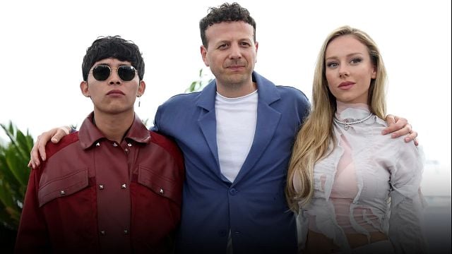 Amat Escalante y Ester Expósito revelan su inspiración tras las desgarradora historia de 'Perdidos en la noche' en Cannes 2023 noticias imagen