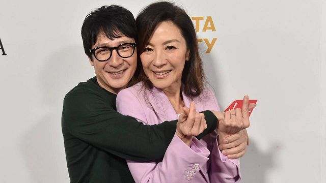 Michelle Yeoh y Ke Huy Quan, los primeros actores asiáticos en ganar un Oscar noticias imagen