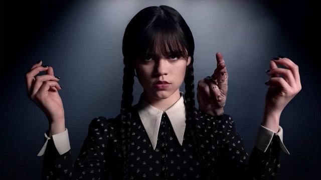 'Merlina': Metro se transforma en Nevermore y se hace viral (puedes viajar con Dedos) noticias imagen