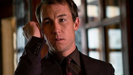 'The Crown': Primer vistazo a Tobias Menzies como el príncipe Felipe