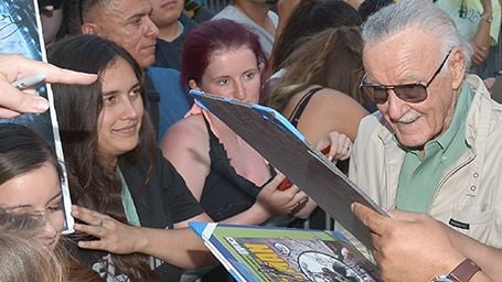 Todas las veces que Stan Lee visitó México noticias imagen