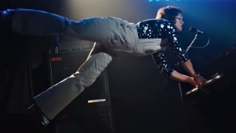 'Rocketman': Nuevas imágenes de Taron Egerton como Elton John