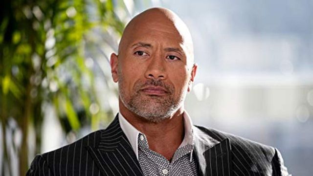 ¡Dwayne Johnson se casa en secreto en Hawái! noticias imagen