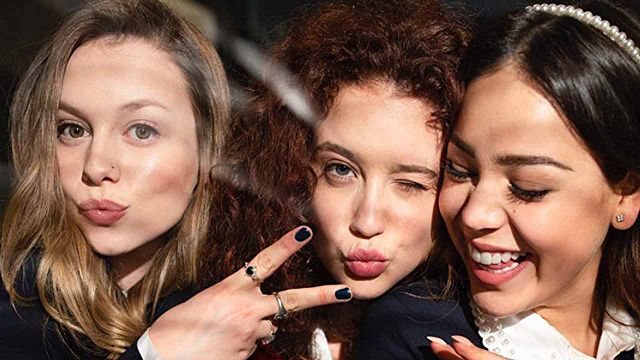 'Élite': Elenco festeja con mariachi el fin del rodaje de la tercera temporada noticias imagen