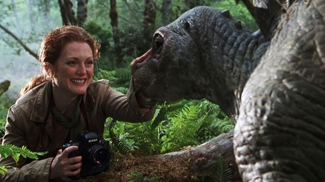 'Jurassic World 3': Julianne Moore quiere regresar a la franquicia, aunque hay un pero