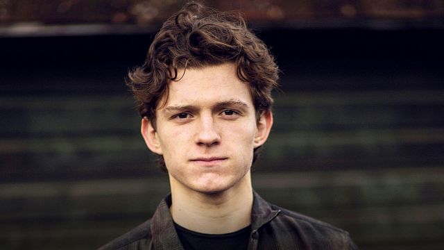 ¿Qué fue lo primero que hizo Tom Holland cuando terminó su contrato con Marvel Studios?  noticias imagen