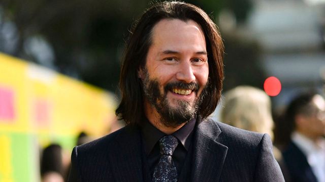 Keanu Reeves solo ha pedido autógrafos a dos famosos, y uno de ellos escribió "vete a la mierda" en el papel