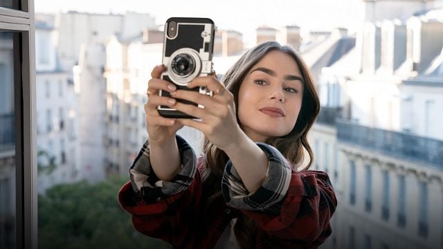 Lily Collins comparte primeras imágenes de la temporada 3 de 'Emily en París' noticias imagen