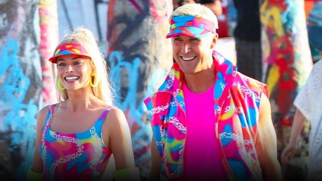 Nuevas imágenes de Margot Robbie y Ryan Gosling patinando con trajes neón en 'Barbie' noticias imagen