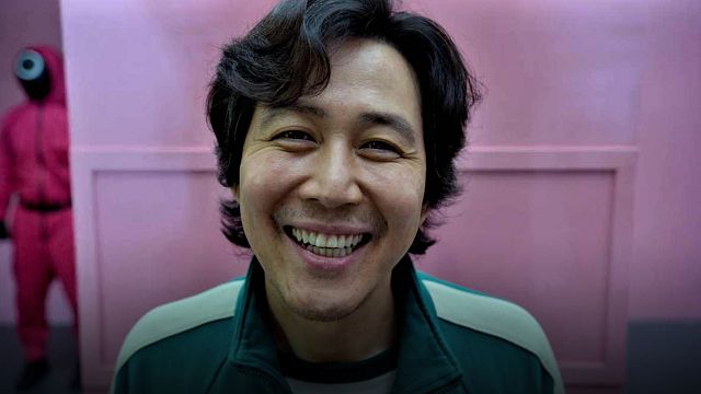 Lee Jung-jae de 'El juego del calamar' gana el Emmy como Mejor actor a Bob Odenkirk noticias imagen