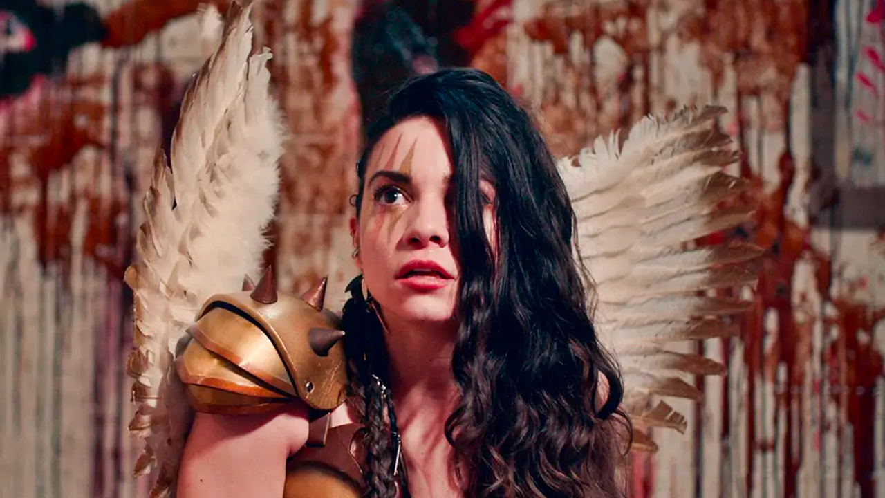 Sienna fue preparada para su enfrentamiento con Art.