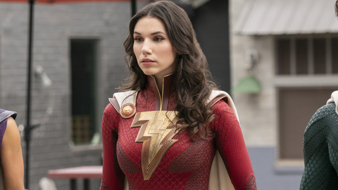 Grace Caroline Currey es Mary Bromfield en las películas de ¡Shazam!.