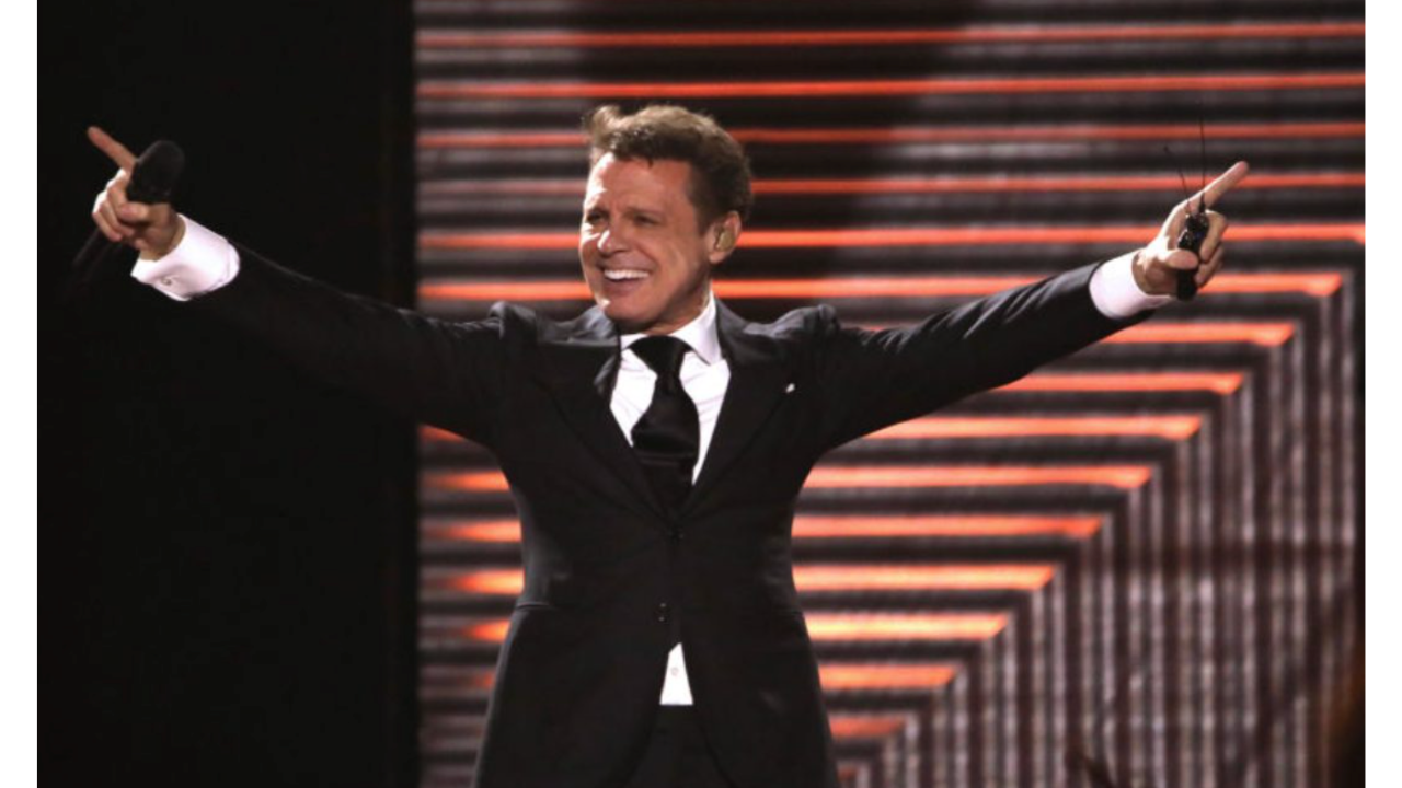 Se presume que Luis Miguel está bajo observación médica. 