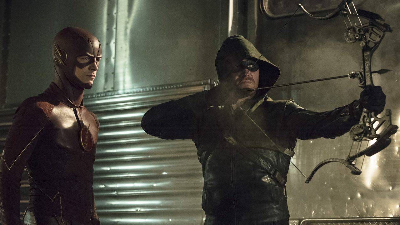 Stephen Amell vuelve como Green Arrow