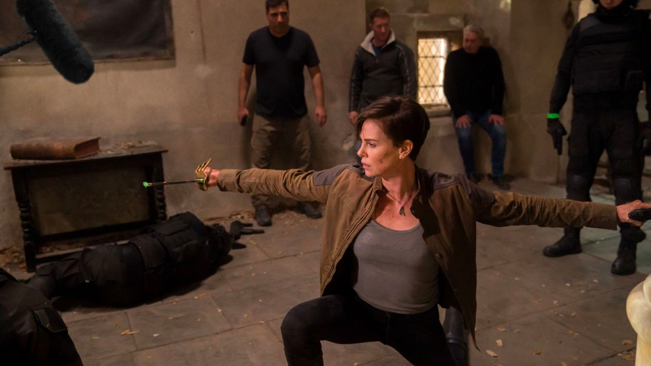 Charlize Theron en el detrás de escenas de 'La vieja guardia'.