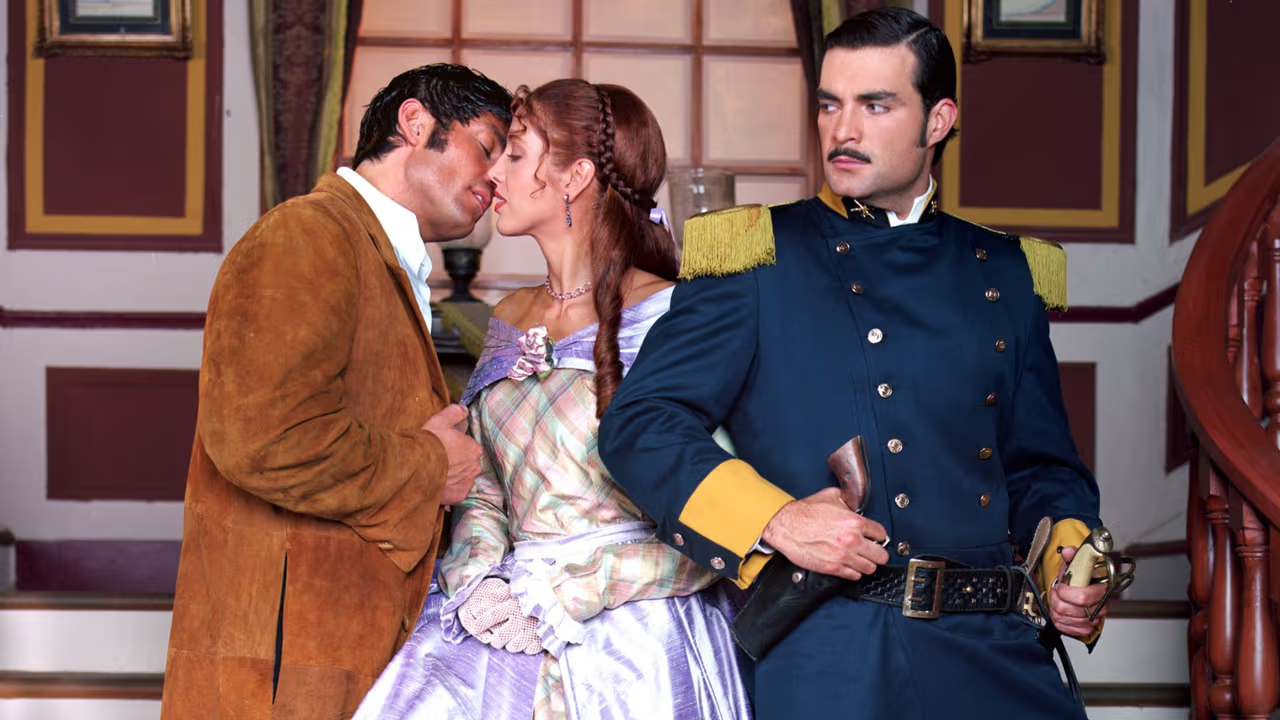 Fernando Colunga, Adela Noriega y Mauricio Islas.