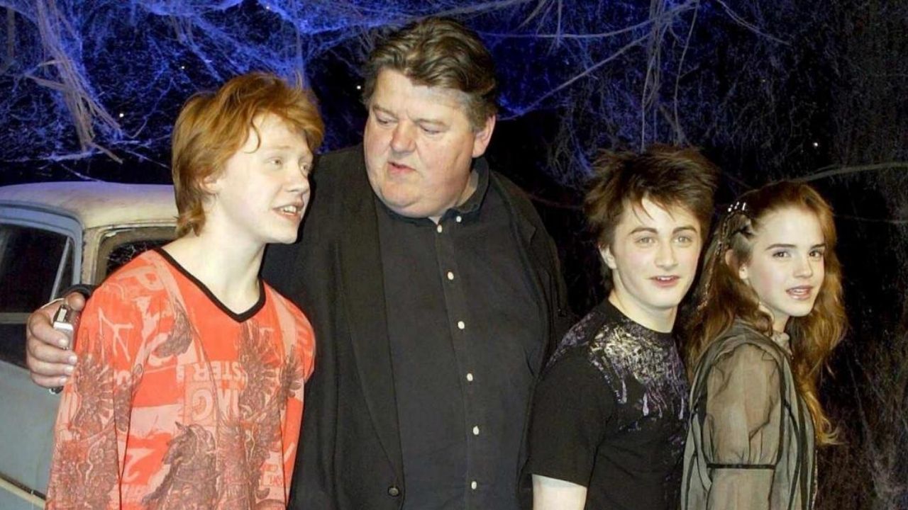 Rupert Grint, Robbie Coltrane, Daniel Radcliffe y Emma Watson.