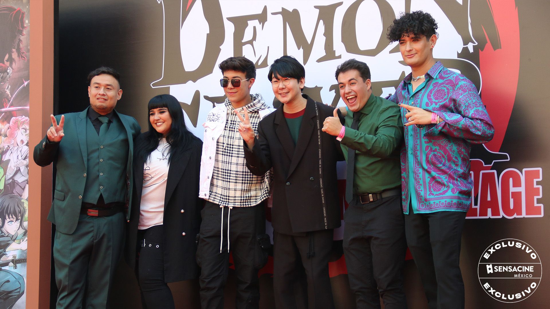 El elenco de doblaje latino estuvo presente