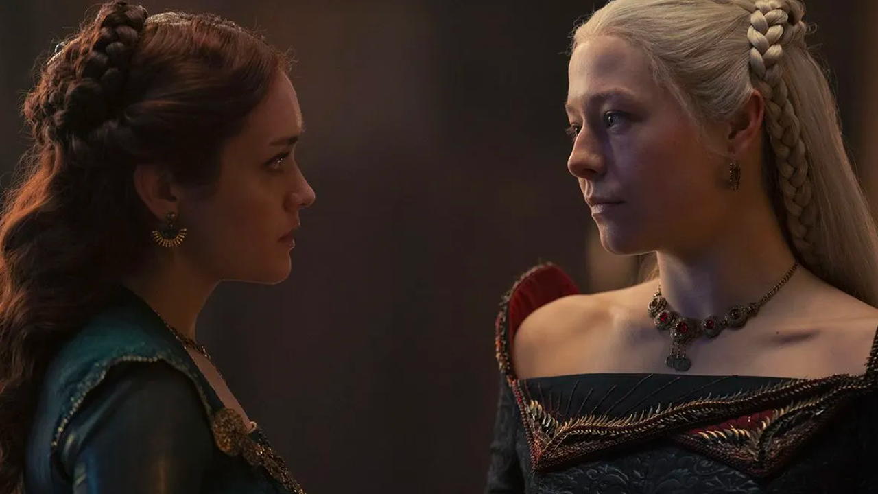 Fuera de pantalla Olivia y Emma son grandes amigas.