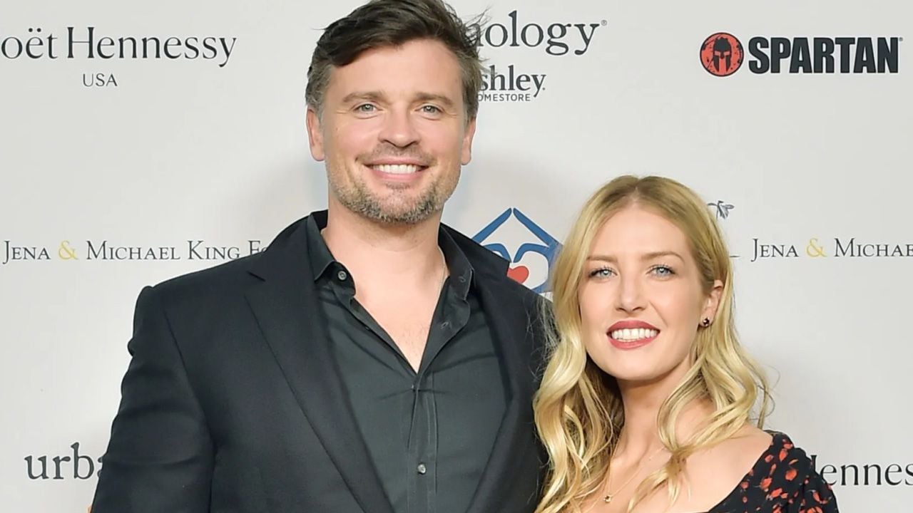 Tom Welling y su esposa actual, Jessica Rose Lee.