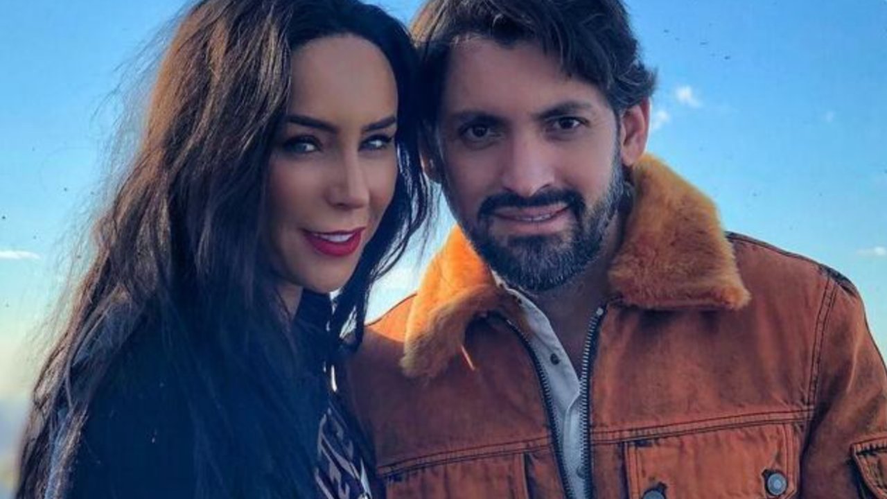  Inés Gómez Mont y Víctor Manuel Álvarez Puga.