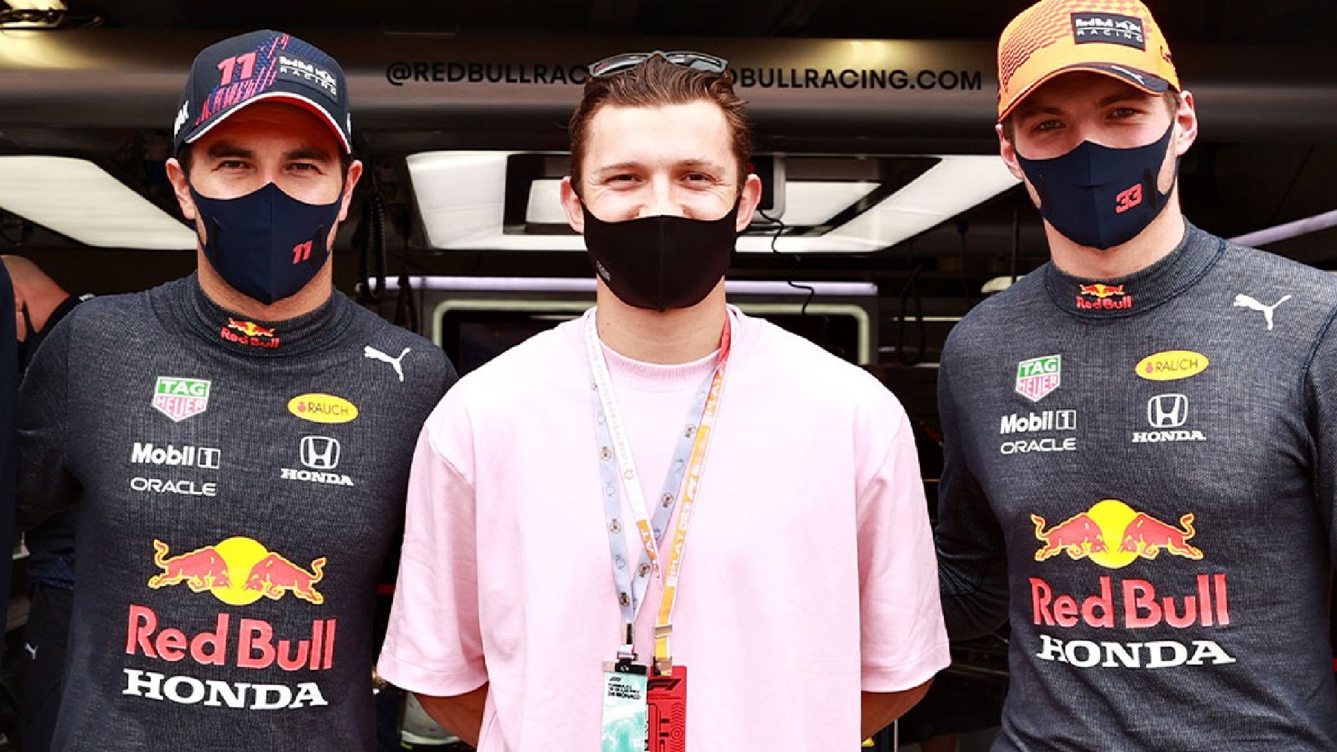 Tom Holland y el 'Checo' Pérez en el GP de Mónaco