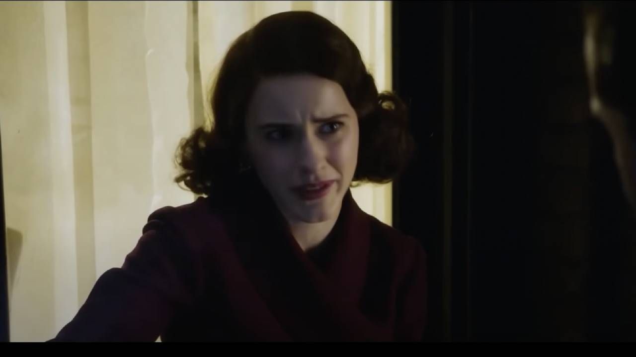 Rachel Brosnahan como Lois Lane