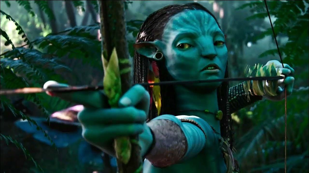 Neytiri y Zoe Saldaña son expertas con la flecha y el arco.