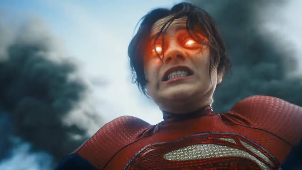 Sasha Calle es Super Girl