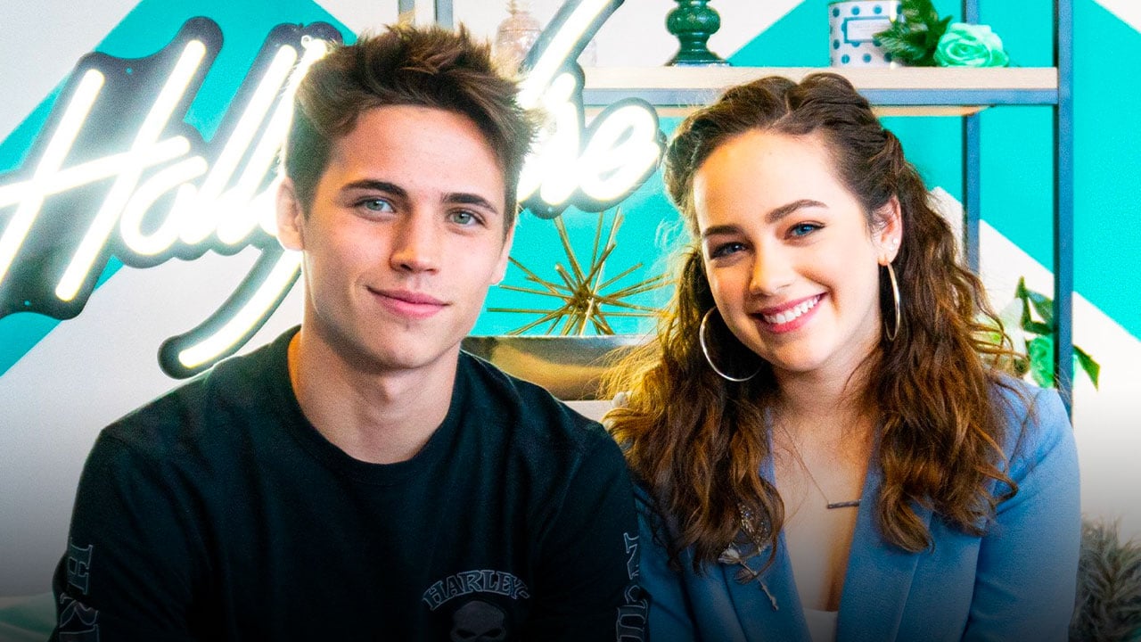 10 imágenes de Mary Mouser y Tanner Buchanan que comprueban que son