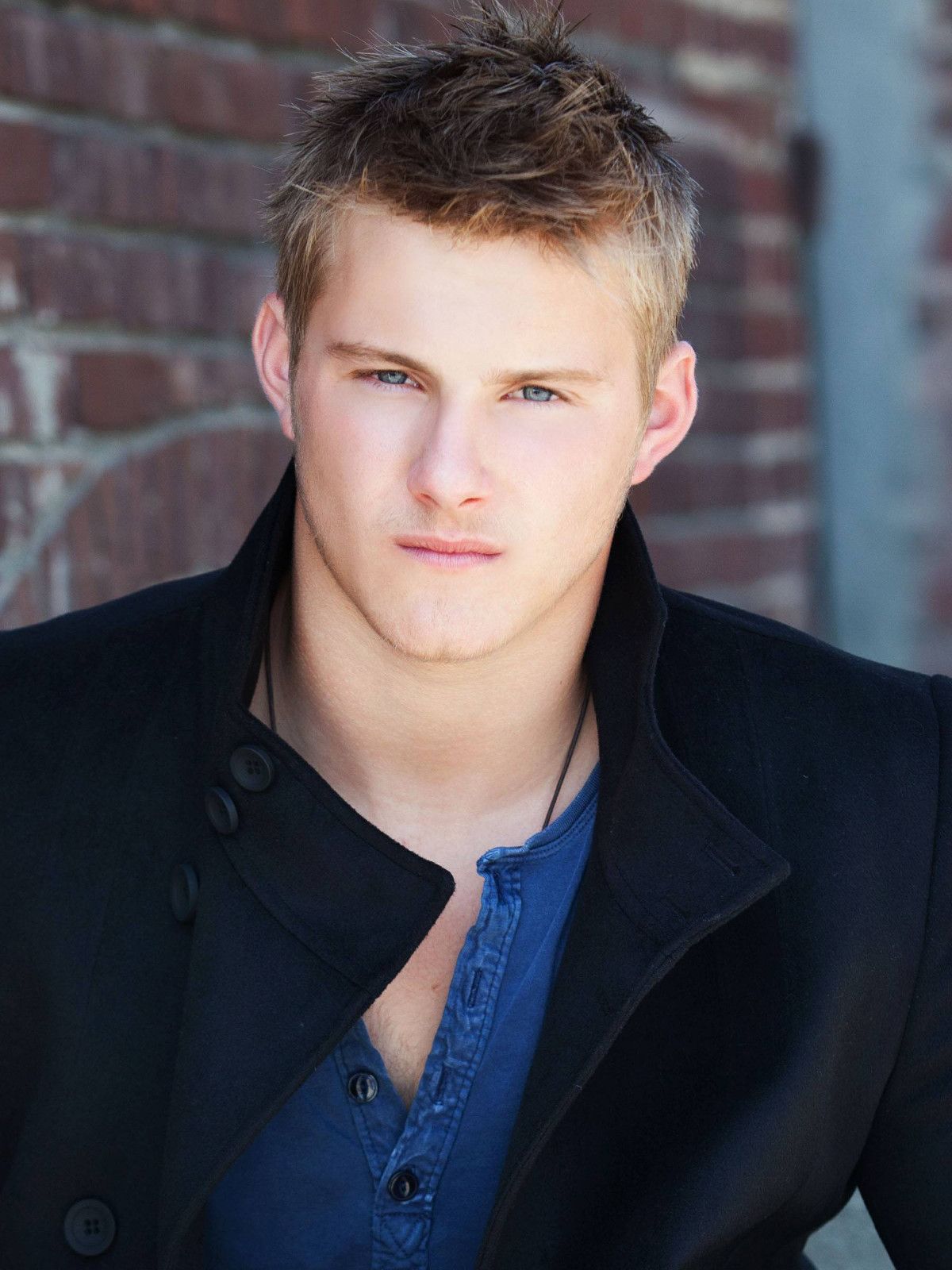 Vikings: la historia de Alexander Ludwig, alcohólico desde los 14 años, Series de Netflix nnda nnlt, FAMA