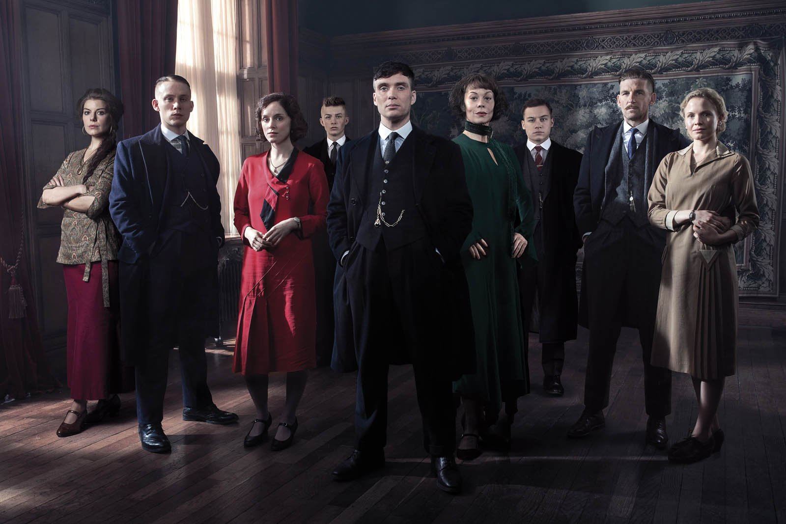 Foto de Sophie Rundle - Peaky Blinders : Foto Helen McCrory, Joe Cole, Paul  Anderson, Sophie Rundle, Cillian Murphy, Finn Cole, Kate Phillips,  Aimee-Ffion Edwards - Foto 3 de 35 - SensaCine.com.mx