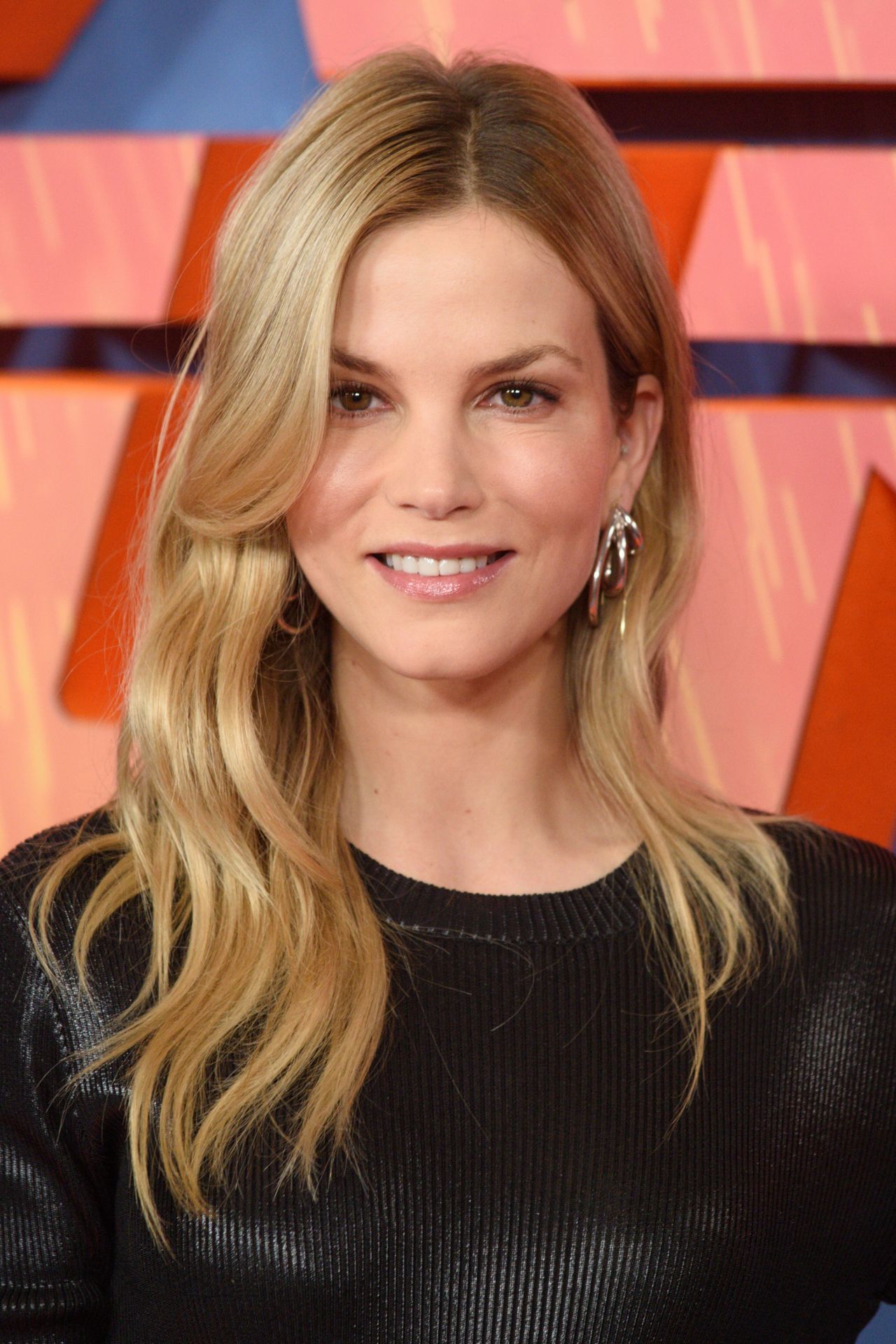 Sylvia Hoeks Sylvia Hoeks