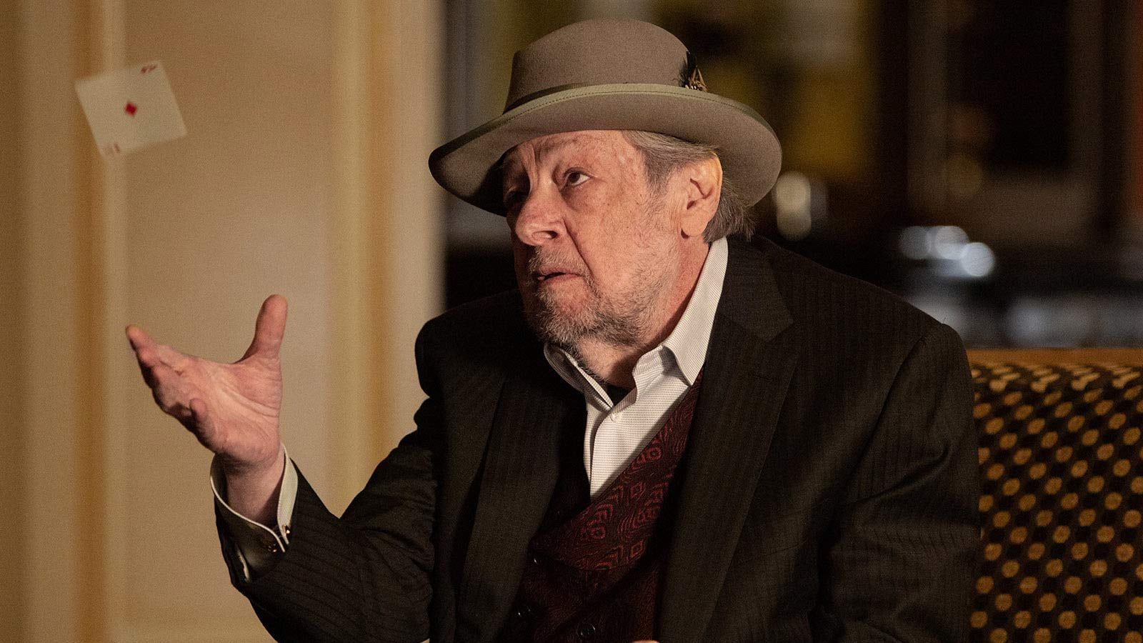 Cartel Sneaky Pete Season 3 Poster 10 sobre un total de 24