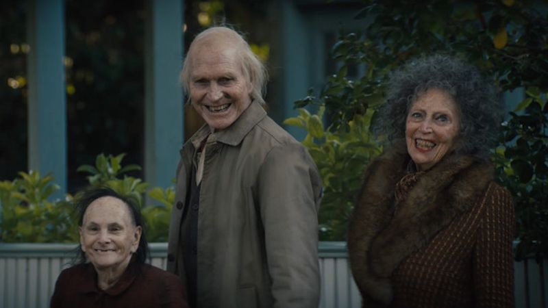 La Noche Del Demonio: Están Entre Nosotros : Foto